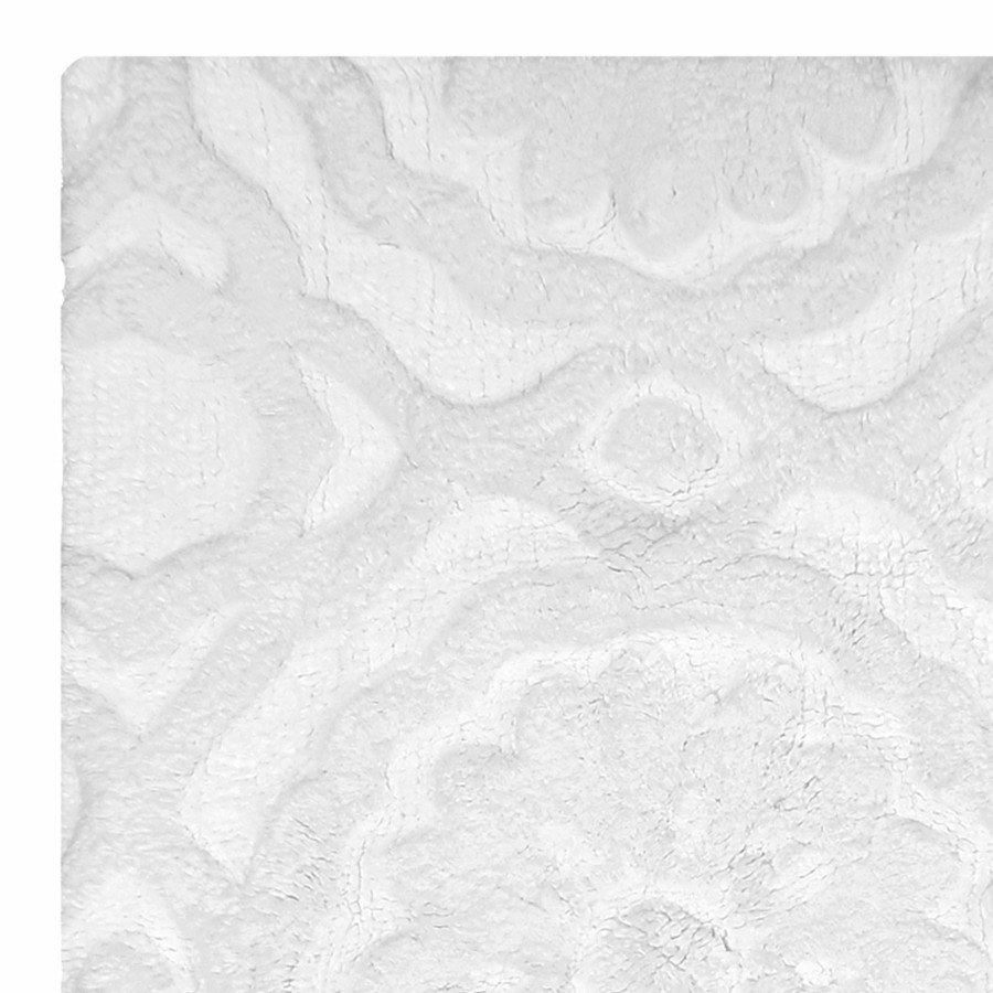 Rugs & Curtains * | Bargain Sale Tracey Boyd Andrea White Tufted Medallion Textured Bath Rug, 20 30