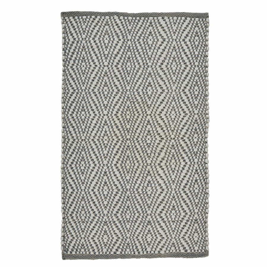 Rugs & Curtains * | Clearance Sale Light Grey & White Diamond Design Accent Rug, 20 34